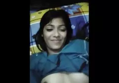 Um estudante de coração é divorciado para ver vídeo pornô mulher traindo o marido difícil Sexo por seu melhor amigo