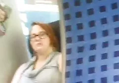 O cara lhe diz como a morena em seu quarto lhe dá uma língua vídeo de sexo pornô brasileiro profunda