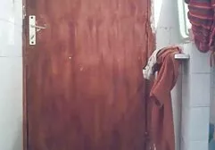 Pego no cuzinho chupando porra do pau filme pornô com kid bengala preto