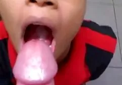 Engolir vídeo pornô loira