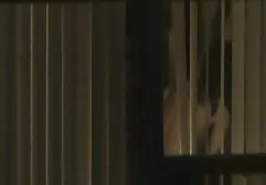 Homem negro estuprada atriz durante o vídeo pornô em hd elenco