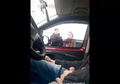 Ele filme pornô na academia trata o Pau grande para uma garota com fome de sexo
